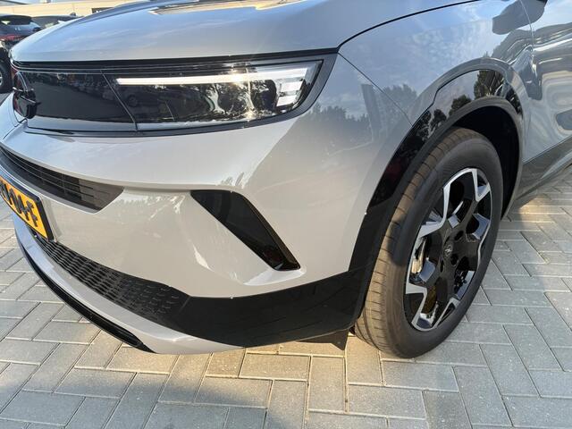 Opel MOKKA 1.2 Turbo 145Pk Hybrid GS Automaat | DEMO | Climate control | Camera | Cruise control | Winterpakket | Navigatie via Apple Carplay/Android Auto | 18" LM-Velgen | Parkpilot | LED Verlichting