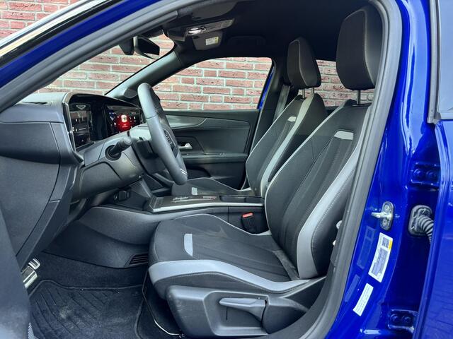 Opel MOKKA GS 1.2 Turbo Hybrid 145pk e-DCS6 | STOEL + STUURVERW. | CAMERA | DRAADLOOS APPLE CARPLAY / ANDROID AUTO | KEYLESS ENTRY | NAVI | DODEHOEKBEW. | 18" LM | MATRIX LED KOPLAMPEN