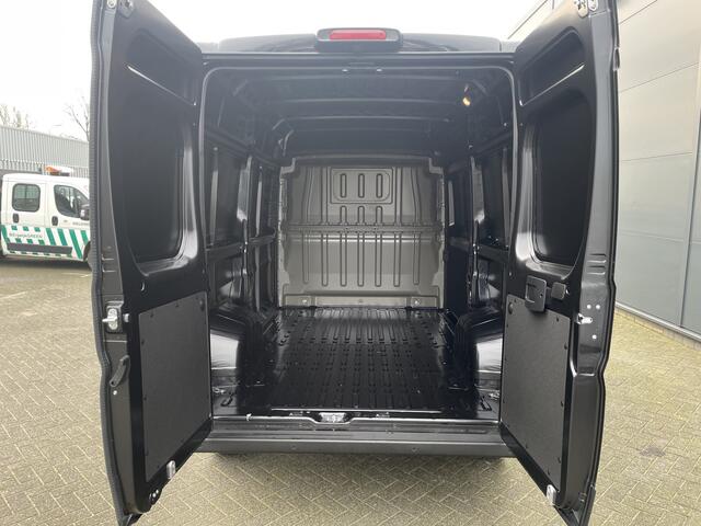 Opel MOVANO 140pk L2H2 3.5t (Camera - Automatische Airco - Navigatie - Apple Carplay - Digitaal dashboard - DAB)