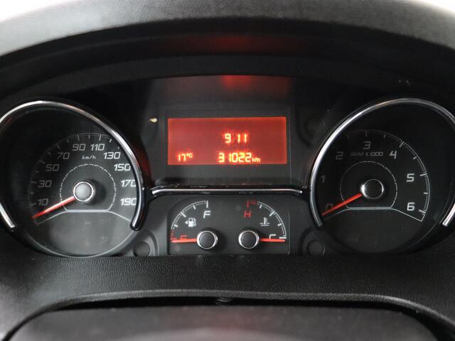 Opel MOVANO 2.2D 140PK Zwaar L2H2 Edition | Imperiaal | Trekhaak | Multimedia | Airco | Cruise | 3-Persoons | Betimmering