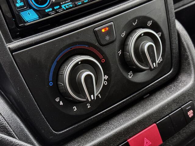 Opel MOVANO 2.2D 140pk Bakwagen met Laadklep Cruise Control Meubelbak Airco