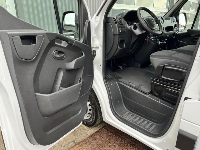 Opel MOVANO 2.3 CDTI BiTurbo 146pk 750kg laadklep Zijdeur Airco cruise controle Trekhaak 2500kg Telefoonverbinding Navigatiesysteem 3-Persoons bakwagen verhuiswagen Meubelbak euro 6