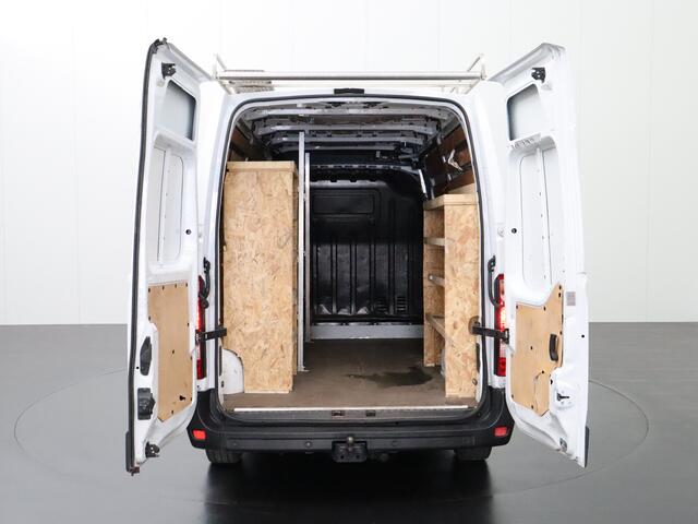 Opel MOVANO 2.3CDTI 145PK BiTurbo L2H2 | Imperiaal | Trekhaak | Navigatie | Camera | Airco | Cruise | 3-Persoons