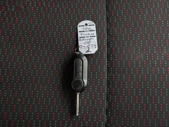 Opel MOVANO 2.3CDTi 140PK Bakwagen+Laadlift | 750Kg | Airco | Cruise | Camera | 3-Persoons