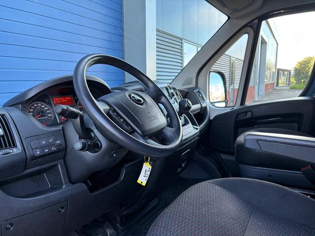 Opel MOVANO 2.2D 140 Zwaar L2H2 Edition/ Zij-Schuifdeur rechts/ DAB+/ Camera/ Navi/ Airco/ Cruise/ Elek. pakket/ Bluetooth/ Armsteun/ Multi. Stuur/ PDC/ LED Dagrijverl.