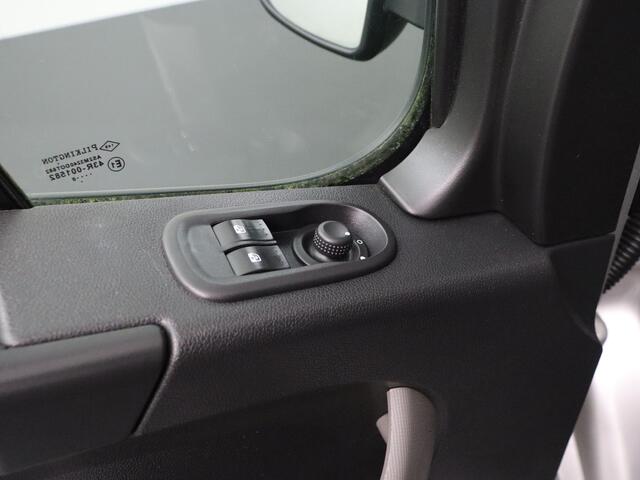 Opel MOVANO 2.3CDTI 170PK BiTurbo L2H2 Dubbele Cabine | 7-Persoons | Navigatie | Camera | Trekhaak | Cruise