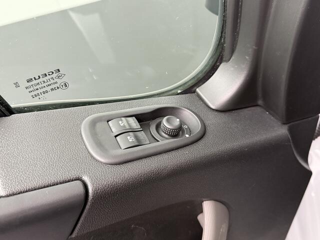 Opel MOVANO 2.3CDTi 130PK Bakwagen+Laadklep | Airco | Zijdeur met verlaagde instap