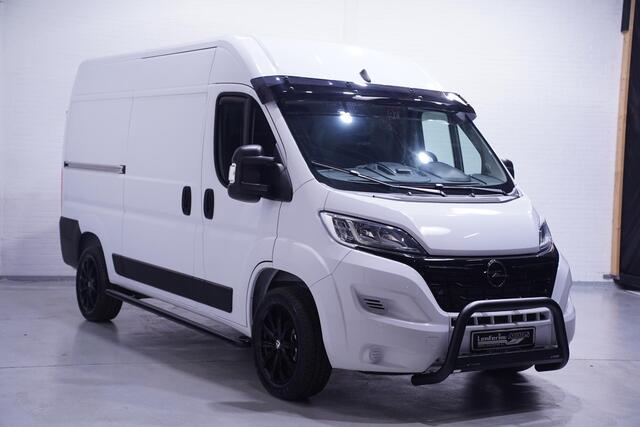 Opel MOVANO 2.2D 140 pk L2H2 White&Black Edition Navi 18" LMV, Bullbar + Sidebars Zwart, Camera, Apple Carplay, 3-Zits, Nieuw