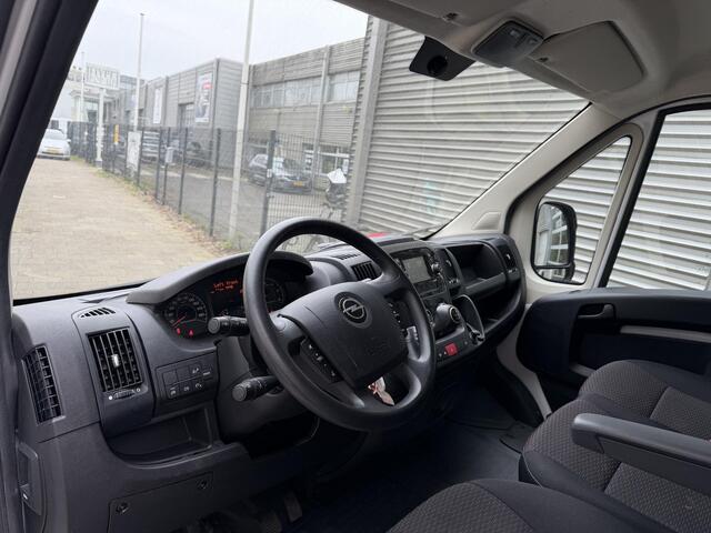 Opel MOVANO 2.2D 120 L2H2 EDITION AIRCO. NAVIGATIE. ACHTERUITRIJ CAMERA. CRUISE CONTROL.