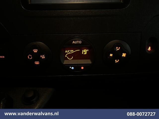 Opel MOVANO 2.3 CDTI 146pk L2H2 Euro6 Airco | Imperiaal | Navigatie | Camera | Cruisecontrol | 2500kg Trekhaak Parkeersensoren, Trap, Bijrijdersbank