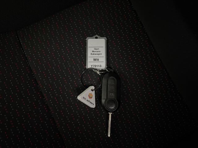 Opel MOVANO 2.2HDi Bakwagen+Laadklep | Airco | Camera | Cruise | 3-Zits