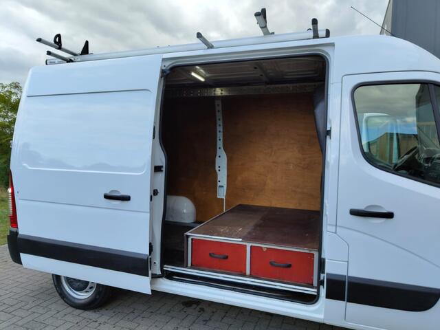 Opel MOVANO 2.3CDTI 146PK Bi-Turbo L2H2 3-Persoons Airco Cruise Trekhaak Pdc Schuifdeur ESP Bluetooth Betonplex Vloer Wandbetimmering EURO6 2.500KG Trekgewicht