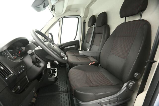 Opel MOVANO 2.2D 165PK L4H2 | 3000kg Trekgew. | Airco | Cruise | 3 Zits | Parkeersens. | Stoelverw.