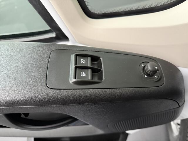 Opel MOVANO 2.2HDI 140PK Bakwagen+Laadklep | 1046 KG Laden | Airco | Cruise | Camera | 3-Zits | Dakspoiler