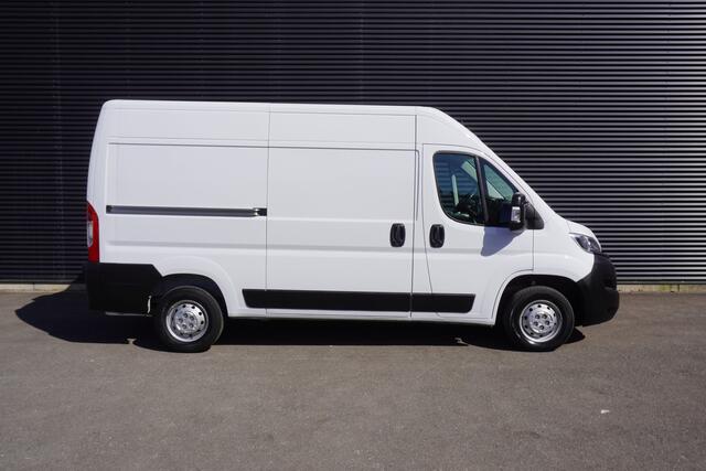 Opel MOVANO 120pk L2H2 Navigatie Camera Cruise control Apple Carplay Climate control
