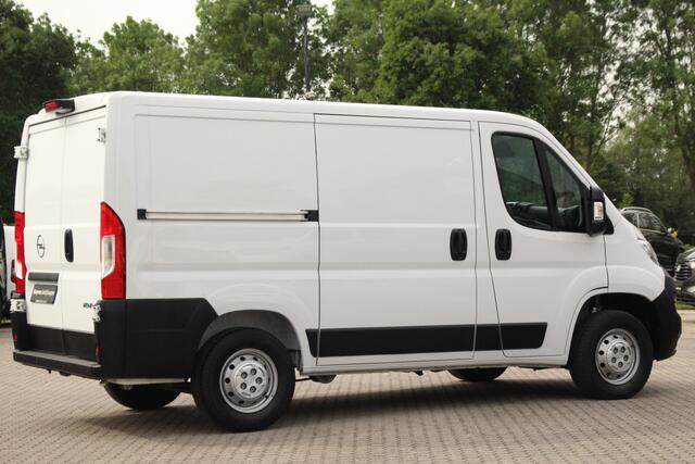Opel MOVANO 2.2D 140pk L1H1 3.5t | Cruise | Carplay/Android | Navi | Camera | PDC | Lease 360,- p/m