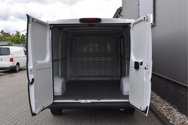 Opel MOVANO 2.2D 140 L2H1 Edition Cruise, 3 zits, Camera, PDC, Carplay, Climatronic, Navi, DAB