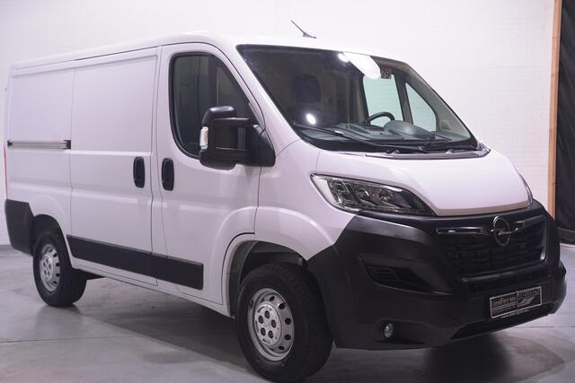 Opel MOVANO 2.2D 140 pk L1H1 Airco ECC, Apple Carplay Camera, Cruise control, Laadruimte Pakket, PDC achter, 3-Zits