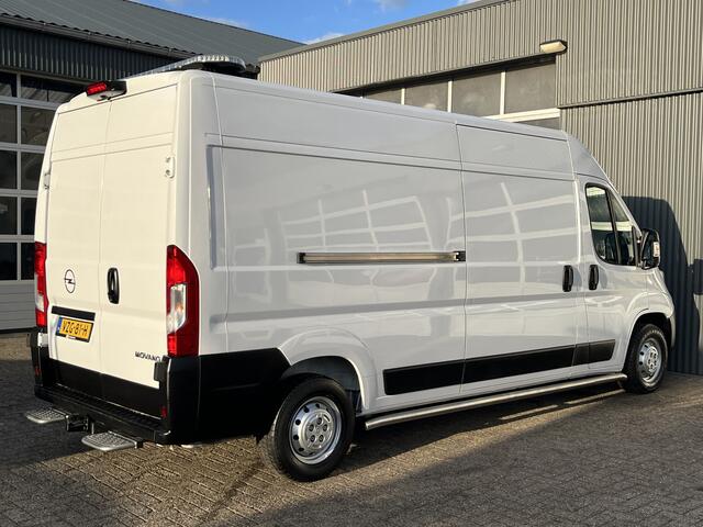 Opel MOVANO 2.2D 140 L3H2 Kastinrichting Airco Cruise controle Trekhaak 2500kg trekgewicht Apple carplay Omvormer 220V Werkplaatsinrichting 3-Persoons Achterruitrij camera Sortimo 1e eigenaar