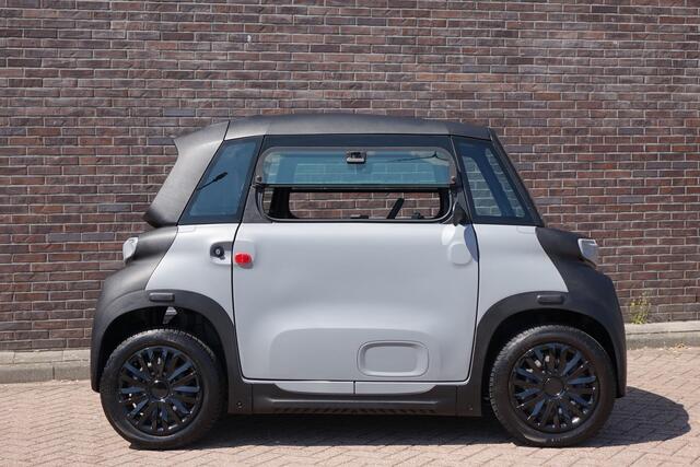 Opel Rocks-e Brommobiel Black! keurige auto! prijs is inclusief BTW