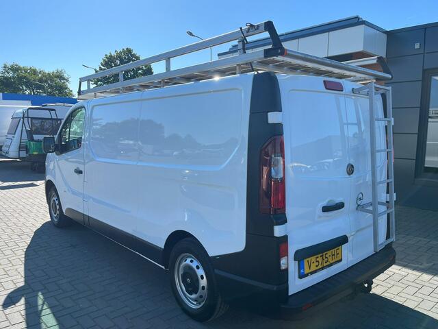 Opel VIVARO 1.6 CDTI L2H1 Sport EcoFlex Euro 6 2017 km 122.000 Btw auto goed onderhouden !! 127pk
