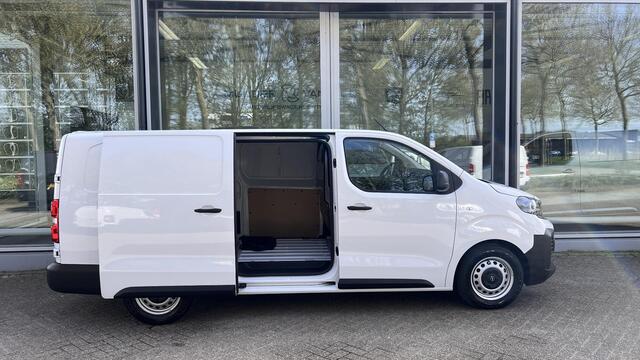 Opel VIVARO Electric L3 75 kWh AUTOMAAT | Multimedia | Apple Carplay | Android Auto | NAVI | Achteruitrijcamera | Parkeersensoren voor en achter | Dode hoek detectie | Scheidingswand comfort | Bestuurdersstoel comfort | Armsteun | Bank voorpassagiers | Reservewiel | 
