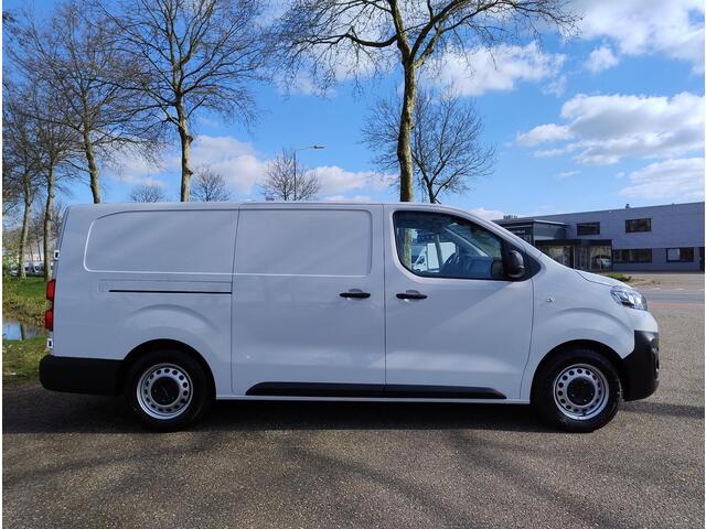 Opel VIVARO Vivaro-e L3 75 kWh 136pk AUTOMAAT | ACTIE OP = OP! | Bestuurdersstoel comfort | Passagiersstoel | NAVI | Multimedia | Apple Carplay | Android Auto | Parkeersensoren achter | ECall pakket met geprogrammeerd voorverwarmen | Laadkabel | Reservewiel | van ¤48