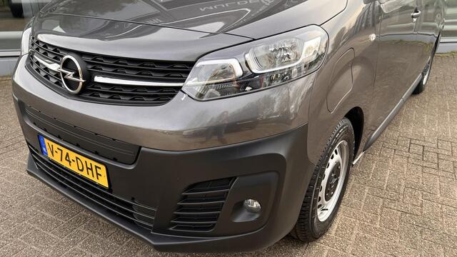 Opel VIVARO Vivaro-e L3 75 kWh 136pk AUTOMAAT | ACTIE OP = OP! | NAVI | Multimedia | Carplay | Parkeersensoren achter | Bestuurdersstoel comfort | Bank voorpassagiers | ECall pakket met voorverwarmen | Reservewiel | van ¤48.685 voor ¤31.995 | N0001