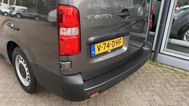 Opel VIVARO Vivaro-e L3 75 kWh 136pk AUTOMAAT | ACTIE OP = OP! | NAVI | Multimedia | Carplay | Parkeersensoren achter | Bestuurdersstoel comfort | Bank voorpassagiers | ECall pakket met voorverwarmen | Reservewiel | van ¤48.685 voor ¤31.995 | N0001