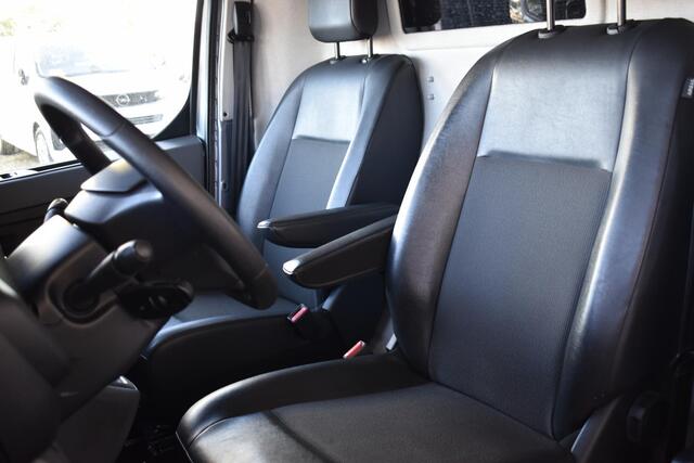 Opel VIVARO 2.0 CDTI L3H1 Edition / Airco / Cruise / Trekhaak