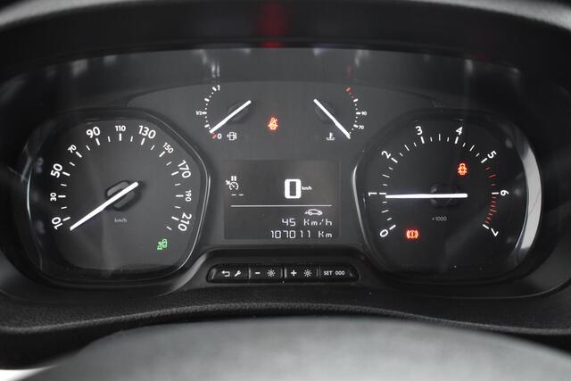 Opel VIVARO 2.0 CDTI 150 pk L3H1 DC Edition / BLiS / trekhaak / navi / camera