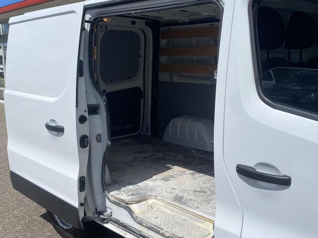 Opel VIVARO 1.6 CDTI L1H1 Selection 3-Zits / NL-Auto / Trekhaak / Zijschuifdeur-Rechts / Houten-Vloer / Radio-Bluetooth / Airco / ELKTR-Pakket / ENZ.