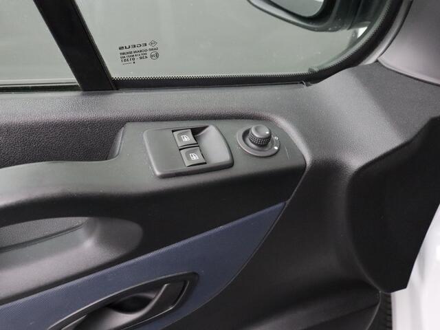 Opel VIVARO 1.6CDTI 125PK Sport Imperiaal | Trekhaak | Navigatie | Camera | Airco | Cruise | 3-Persoons