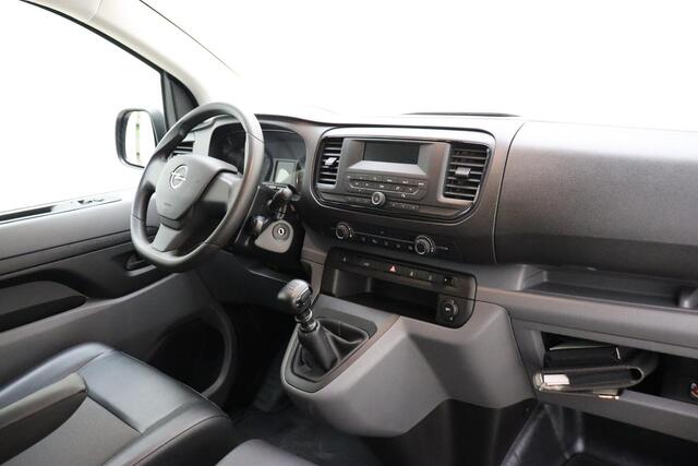 Opel VIVARO 2.0 CDTI L3H1 Edition 122pk | Dubbele Cabine | Airco | Trekhaak | Cruise Control | Parkeersensoren Achter | Laadruimtebetimmering | Financial Lease mogelijk