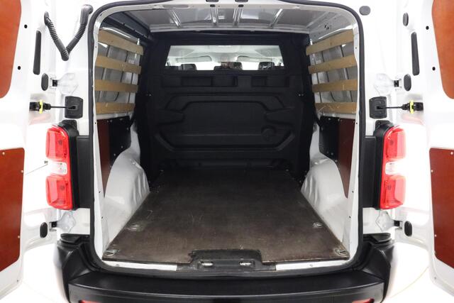 Opel VIVARO 2.0 CDTI L3H1 Edition 122pk | Dubbele Cabine | Airco | Trekhaak | Cruise Control | Parkeersensoren Achter | Laadruimtebetimmering | Financial Lease mogelijk