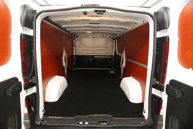 Opel VIVARO 1.6 CDTI L2H1 Airco Cruise Navigatie Trekhaak Imperiaal PDC 3 Persoons Elektrpakket