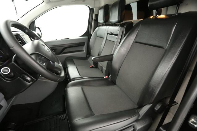 Opel VIVARO 1.5 CDTI L3H1 Airco 360 Camera Carplay Cruise Head up Display Trekhaak 3 Persoons PDC