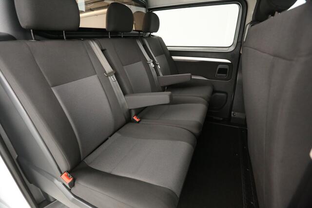 Opel VIVARO 2.0 CDTI L3H1 | Dubbele Cabine | 6 Persoons | Airco Cruise Carplay Camera Trekhaak Navi PDC