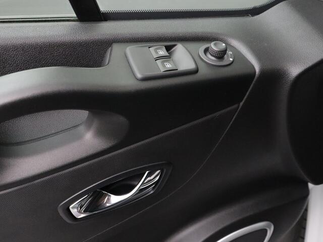 Opel VIVARO 1.6CDTI 120PK Lang | Navigatie | Camera | Airco | Cruise | 3-Persoons