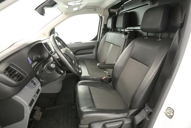 Opel VIVARO 2.0 CDTI L3H1 Automaat Clima 360Camera Cruise Carplay Trekhaak Head up Display Navi PDC LED 3 Persoons 17"LMV