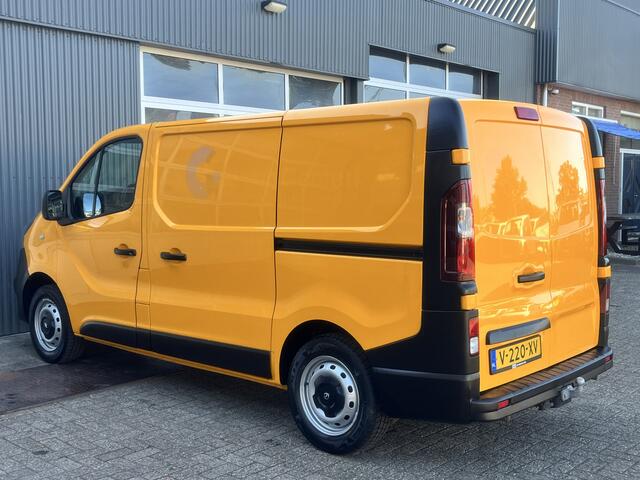 Opel VIVARO 1.6 CDTI L1H1 Dubbele schuifdeur Airco Cruise control Trekhaak 2000kg trekgewicht Bluetooth telefoon voorbereiding 3-Persoons 1e eigenaar Euro 6