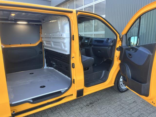 Opel VIVARO 1.6 CDTI L1H1 Dubbele schuifdeur Airco Cruise control Trekhaak 2000kg trekgewicht Bluetooth telefoon voorbereiding 3-Persoons 1e eigenaar Euro 6