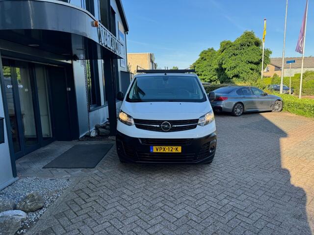 Opel VIVARO 2.0 L3H1 145PK Airco, Cruisecntrl, Camera, PDC, Imperial,