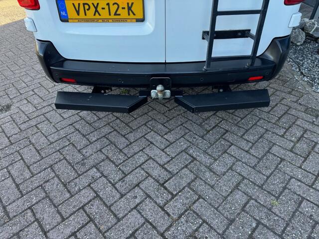 Opel VIVARO 2.0 L3H1 145PK Airco, Cruisecntrl, Camera, PDC, Imperial,