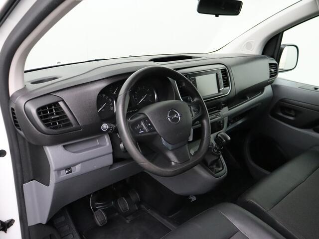 Opel VIVARO 2.0CDTI 122PK Lang Edition | Imperiaal | Trekhaak | Navigatie | Camera | 3-Persoons | Betimmering