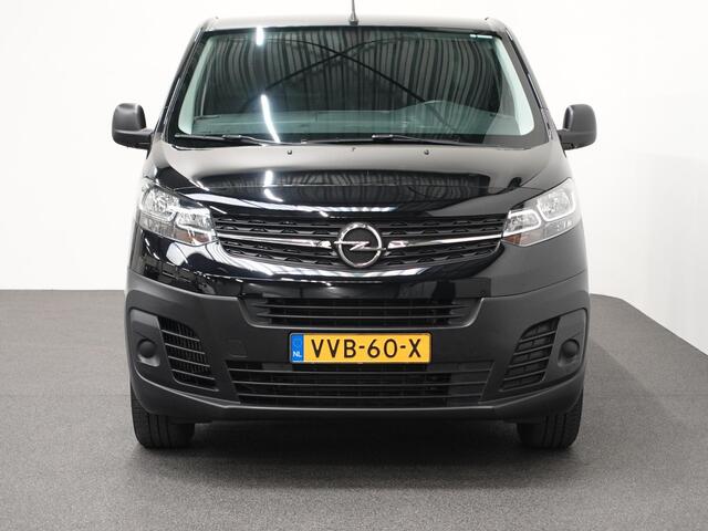 Opel VIVARO 145pk L3H1 Automaat Navigate Trekhaak Cruise control Apple Carplay Camera