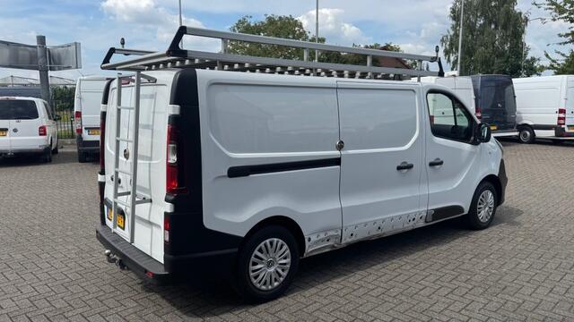Opel VIVARO 1.6 CDTI 92KW 125PK L2H1 EURO 6 AIRCO/ NAVIGATIE/ CRUISE CONTROL/ IMPERIAAL/ TREKHAAK/ 100% DEALERONDERHOUDEN