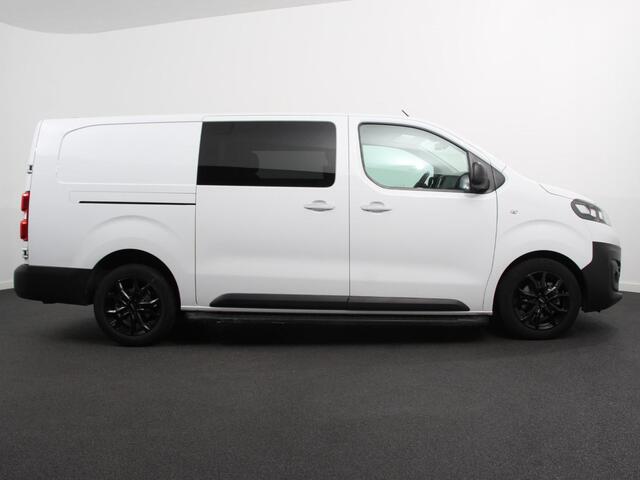 Opel VIVARO 145pk L3H1 Dubbele Cabine Sport Edition Navigatie Climate Control Trekhaak Trekhaak Parkeer sensoren Lichtmetalen Velgen