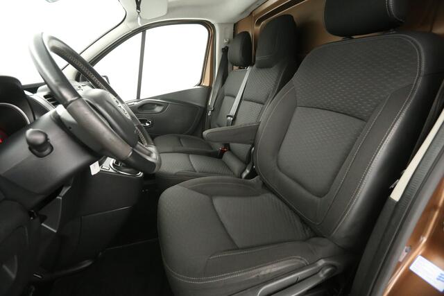 Opel VIVARO 1.6 CDTI L2H1 | MARGE! | Camera | Cruise | Trekhaak | 2xSchuifdeur | 3 Persoons | Airco | Navi | Parkeersens.