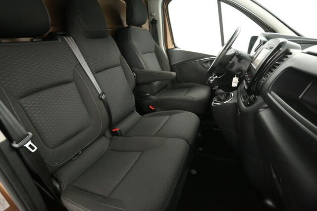 Opel VIVARO 1.6 CDTI L2H1 | MARGE! | Camera | Cruise | Trekhaak | 2xSchuifdeur | 3 Persoons | Airco | Navi | Parkeersens.